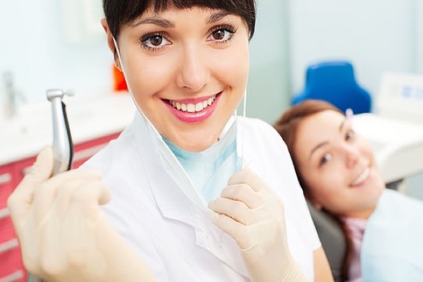 HOW TO BUILD A DENTAL FRANCHISE